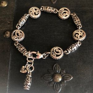 VTG🌸Brighton scrolls and barrels bracelet